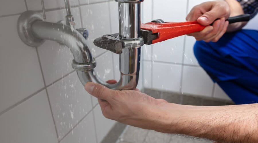 Professional sink repair in Yeoman, IN
